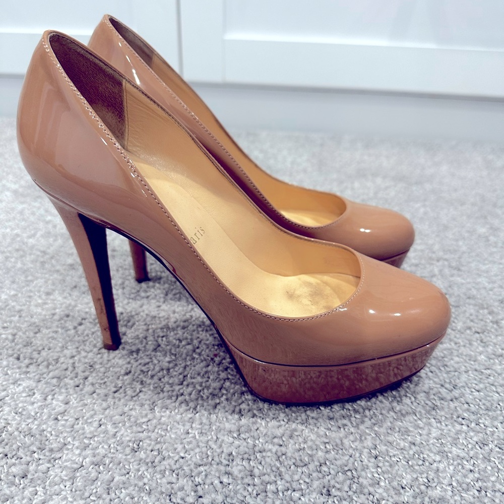 Christian Louboutin heels. Size 37. Color Tan